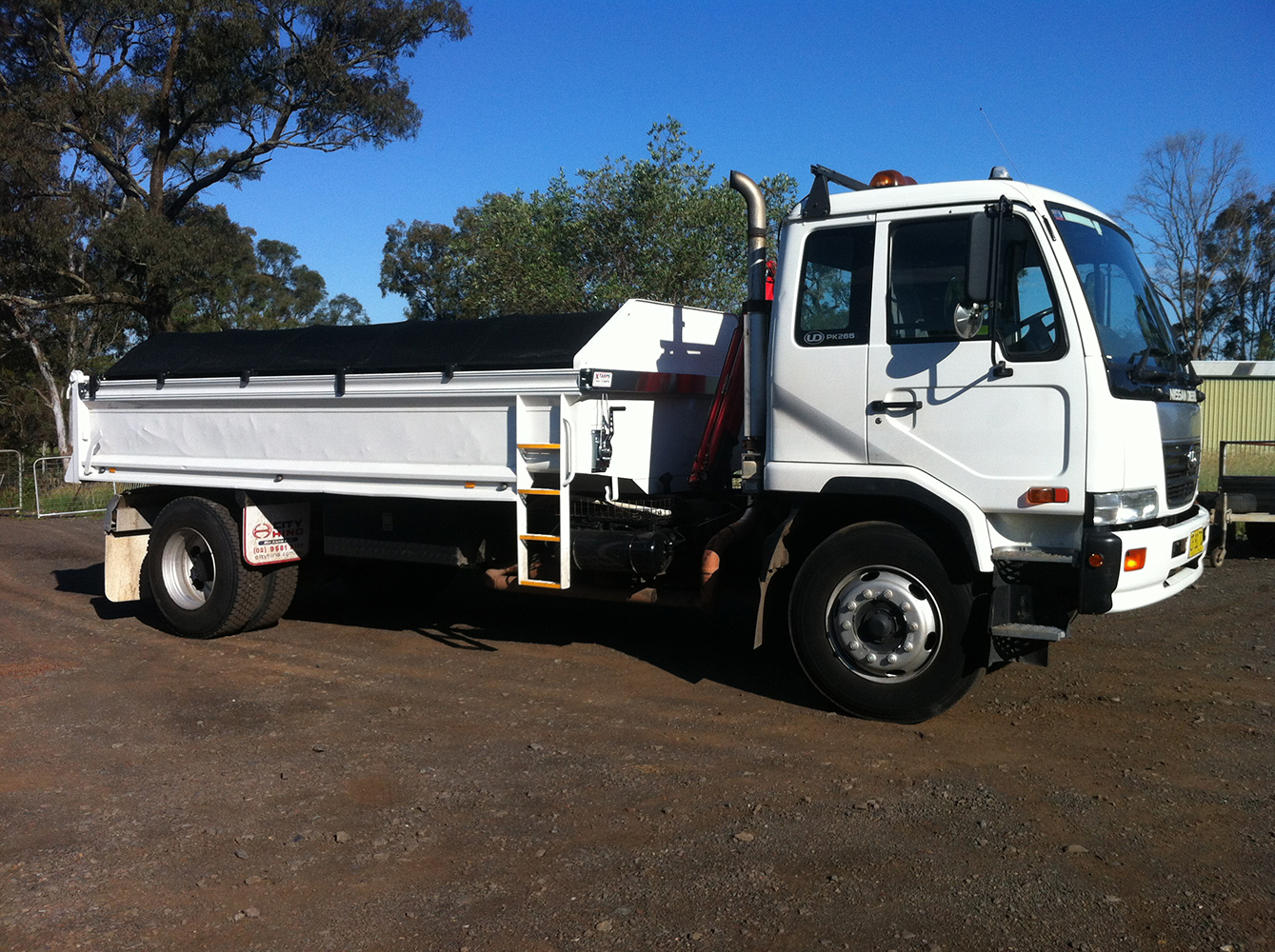 Shane's Bobcat and Tipper Hire